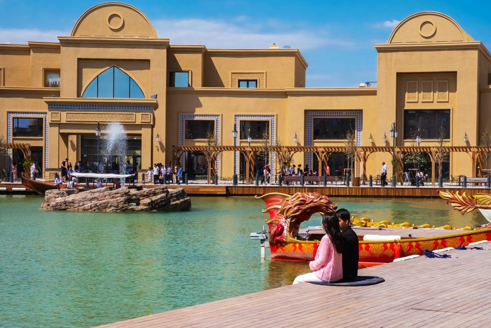 황금알 플라잉 시어터 외부